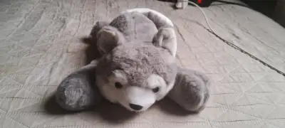 Peluche de Perrito Husky / Lobo Tumbado (Nuevo) - miniatura 2