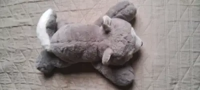 Peluche de Perrito Husky / Lobo Tumbado (Nuevo) - miniatura 3