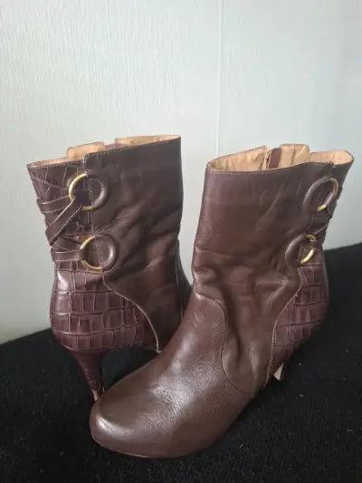 Botines de cuero marrón con tacón alto - miniatura 3
