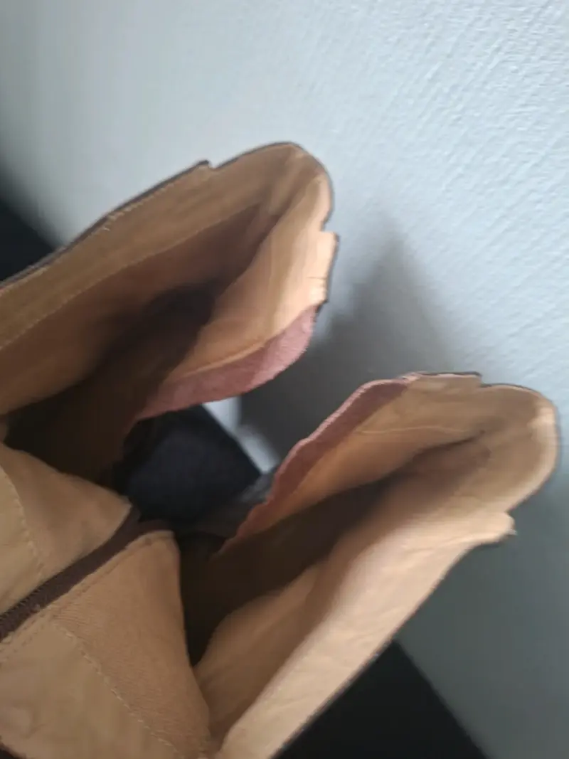 Botines de cuero marrón con tacón alto - 4