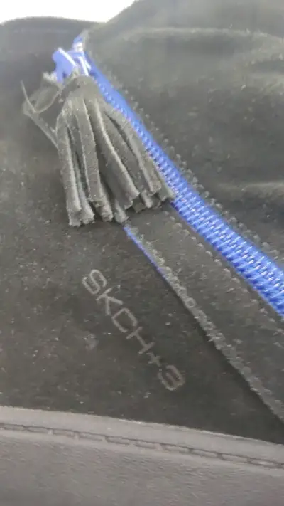 Botines negros con cierre azul SKCH+3 - miniatura 2