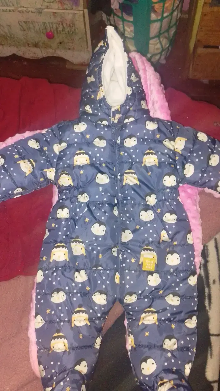 Enterito de invierno para bebé con diseño de pingüinos - 1