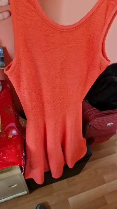 Vestido corto naranja sin mangas - miniatura 1