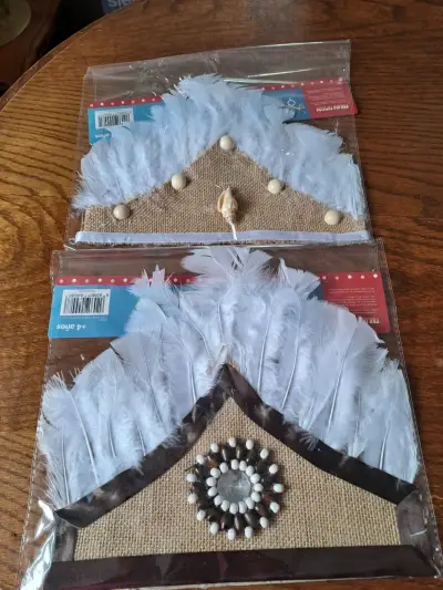Conjunto de Sombreros y Accesorios Folclóricos Chilenos - miniatura 3