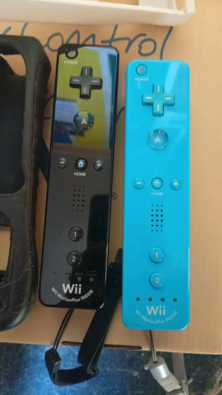 Controles Wii MotionPlus con accesorios - 3