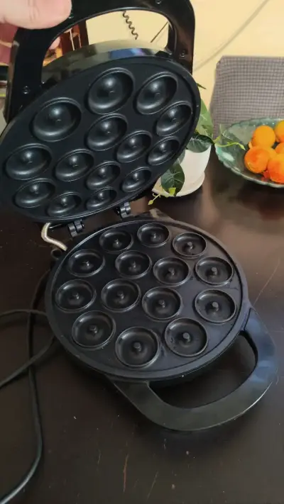 Máquina para hacer donuts Blanik modelo BDM04 - miniatura 3