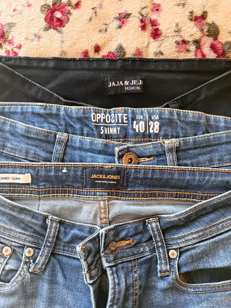 Lote de jeans skinny para mujer en azul y negro - 2