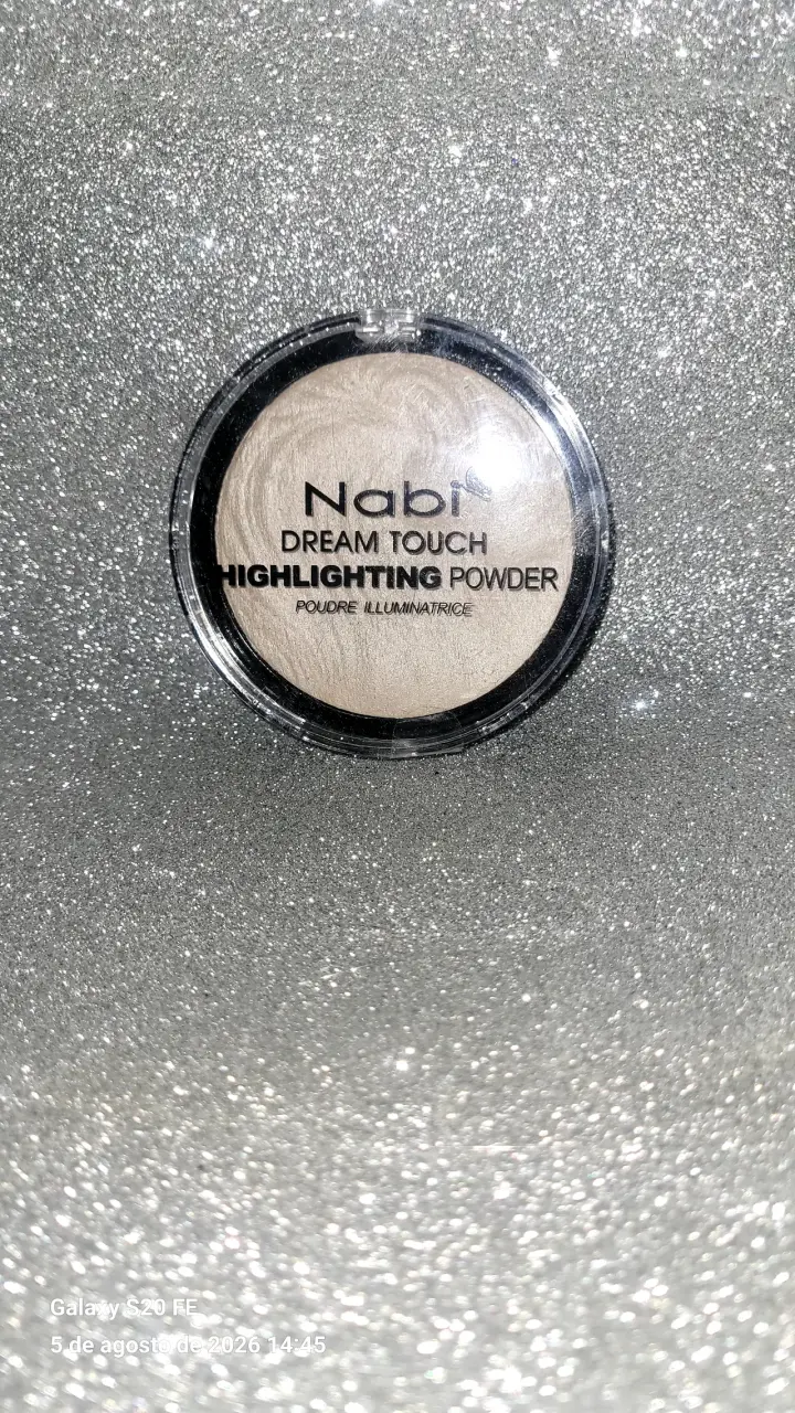 Iluminador en Polvo Nabi Dream Touch
