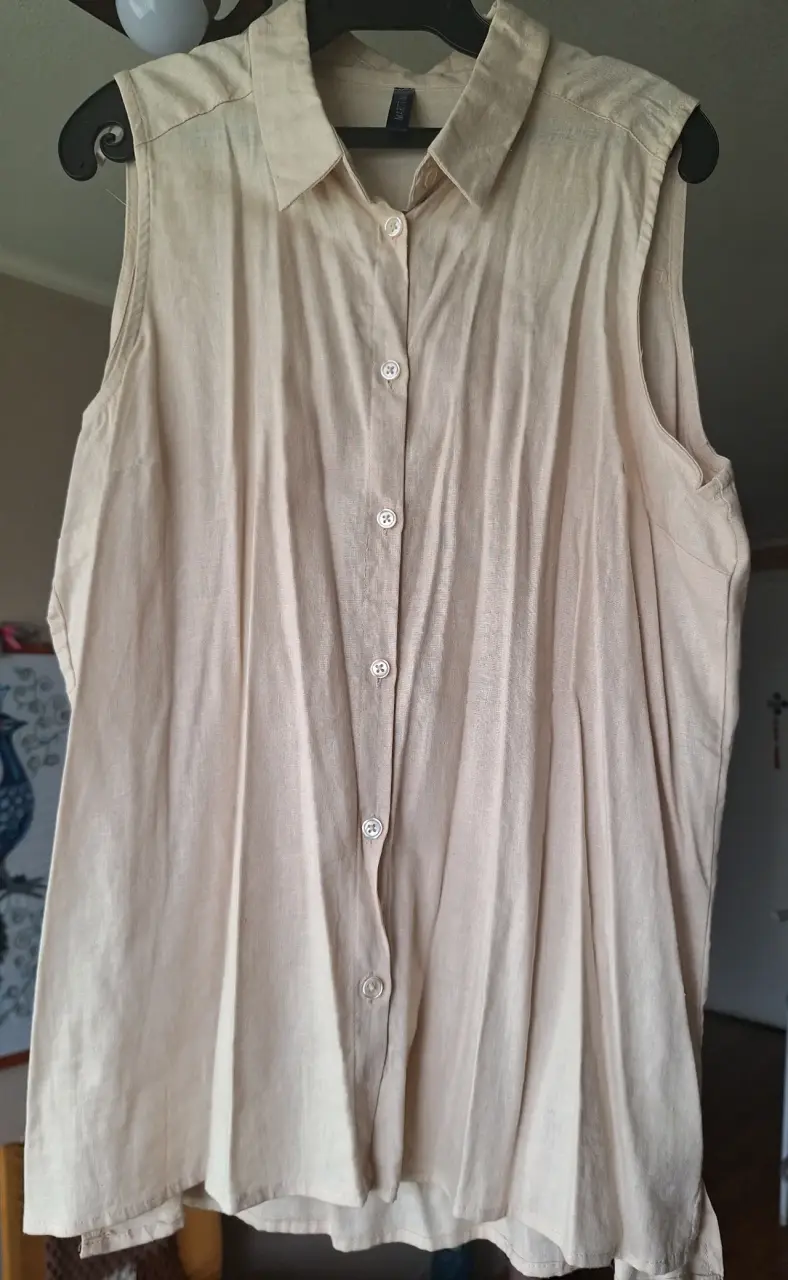 Blusa sin mangas beige de lino Marittimo