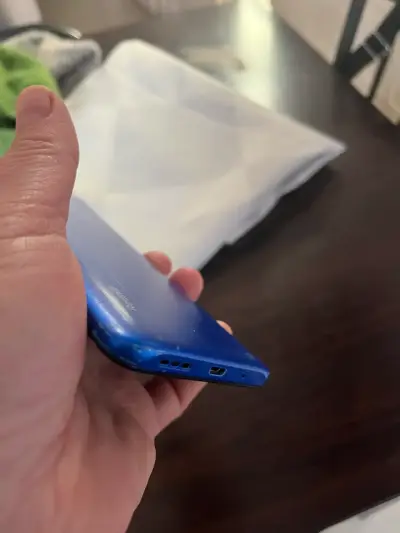 Smartphone Xiaomi Redmi azul en buen estado - miniatura 3