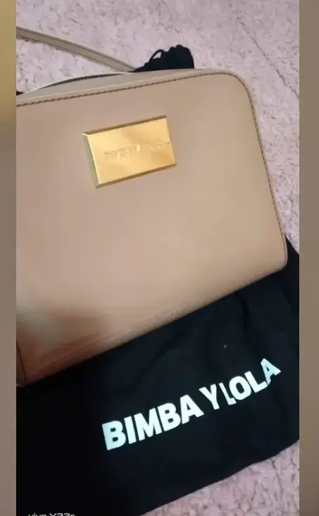Cartera Bimba y Lola Rosa pastel con placa dorada - 1
