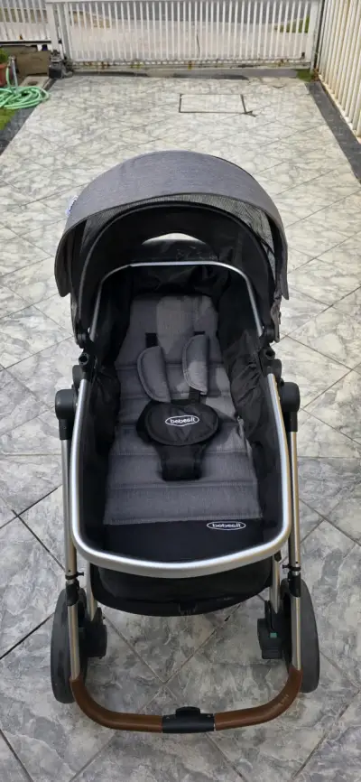 Coche de bebé Bebesit gris con capota ajustable - miniatura 2