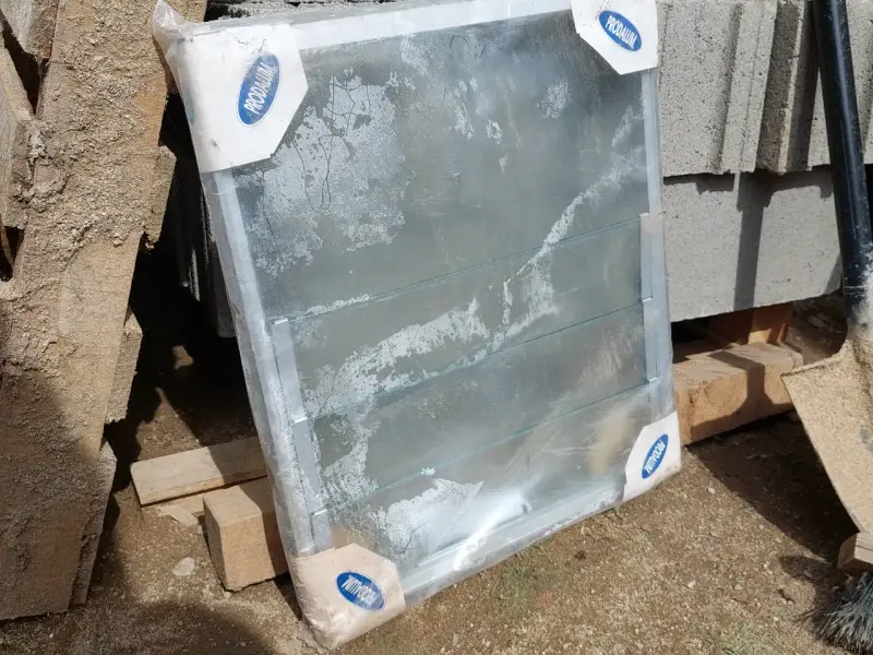 Ventana Aluminio Celosía 46x55 cm vidrio mate - 1