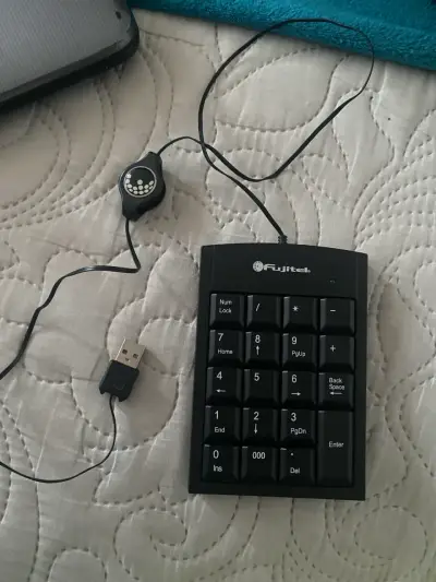 Teclado numérico USB Fujitel compacto - miniatura 1