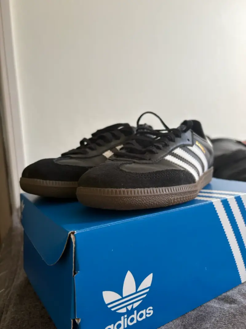 Zapatillas Adidas Samba negras clásicas - 3