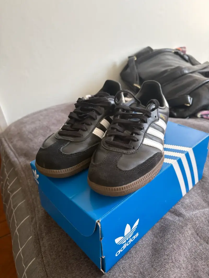 Zapatillas Adidas Samba negras clásicas - 5