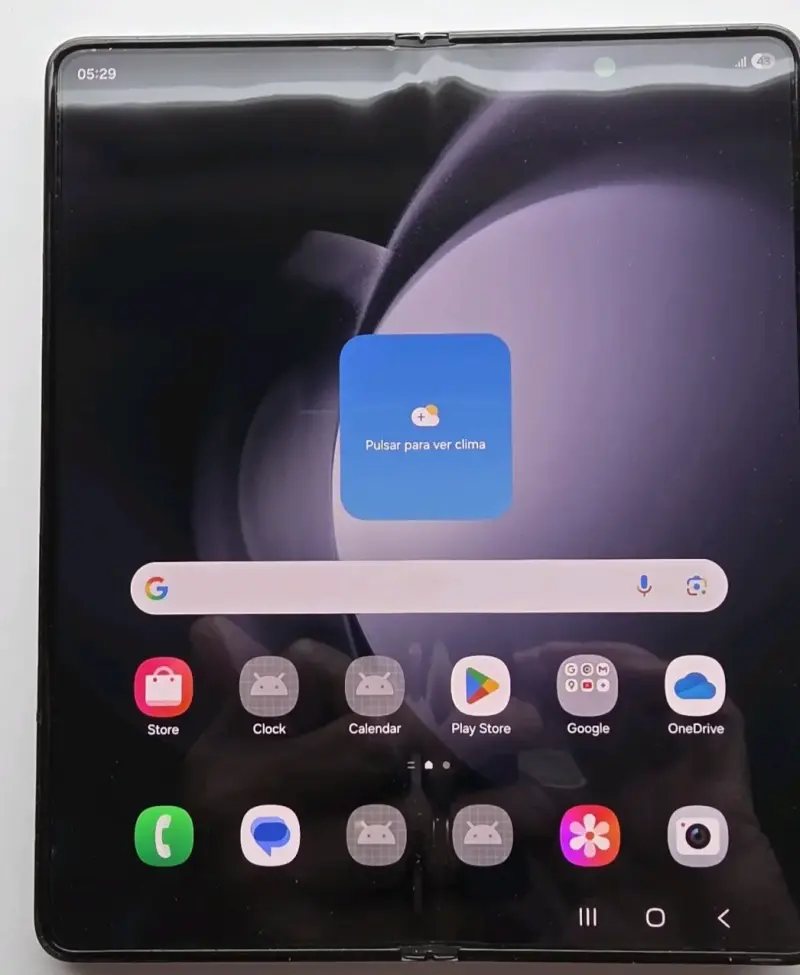 Smartphone Samsung Galaxy Z Fold 5 pant plegable - 1