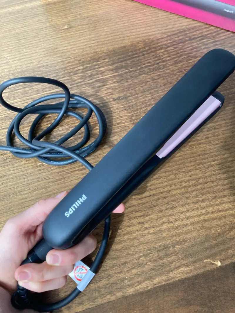 Plancha de Pelo Philips Essential Negra - 5