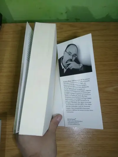 Libro 'El Juego del Ángel' de Carlos Ruiz Zafón - miniatura 6