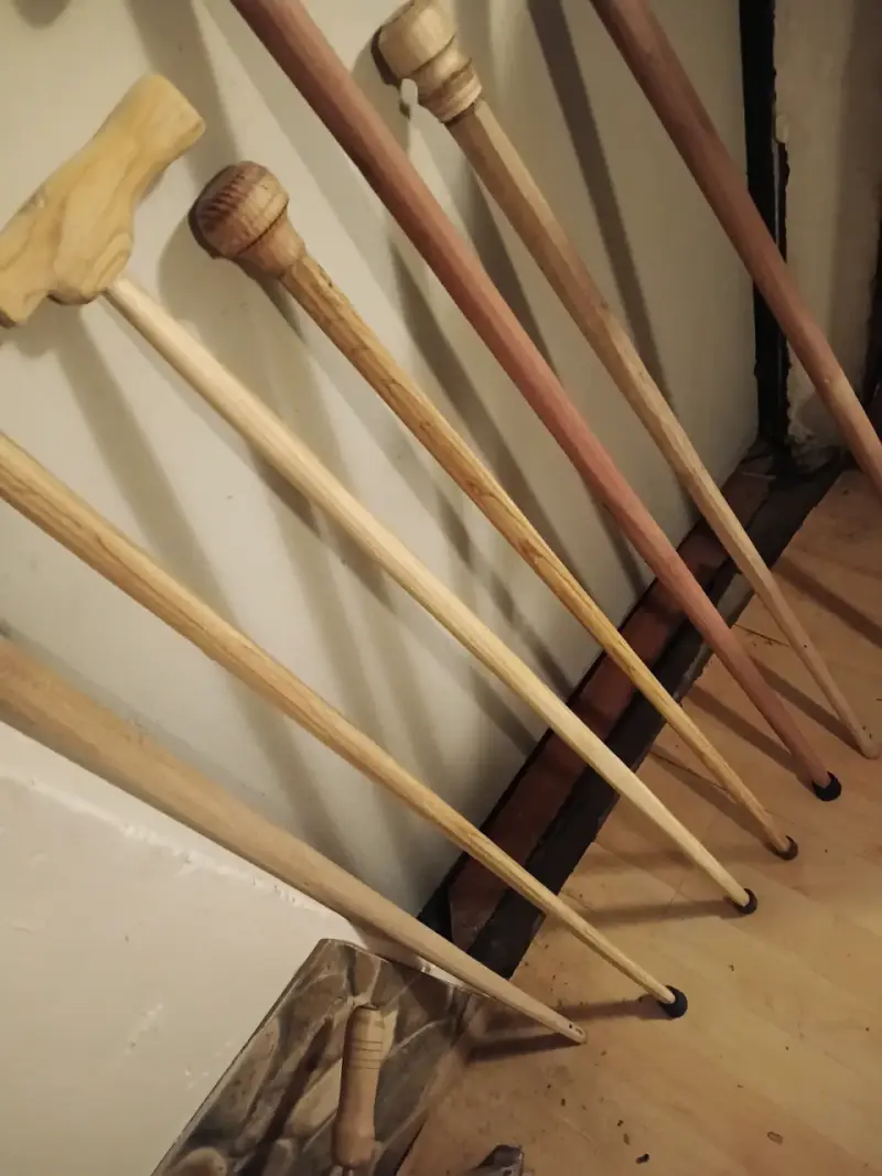 Bastones de madera para caminar artesanales - 2