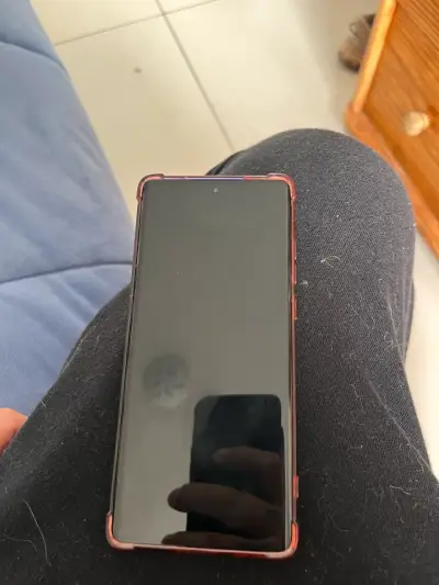 Moto g85 buen estado - miniatura 3