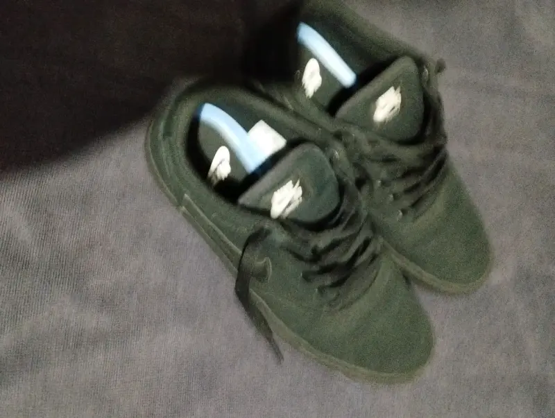 Zapatillas negras casuales Globe y Nike - 6