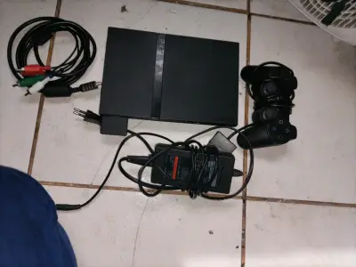 Consola PlayStation 2 Slim con control y cables - miniatura 1