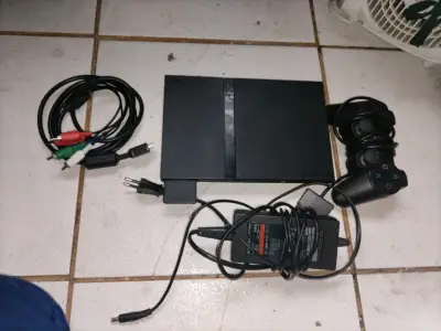 Consola PlayStation 2 Slim con control y cables - miniatura 2
