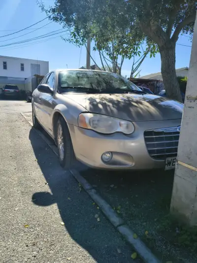 Auto Chrysler Sebring 2006 en buen estado - miniatura 2