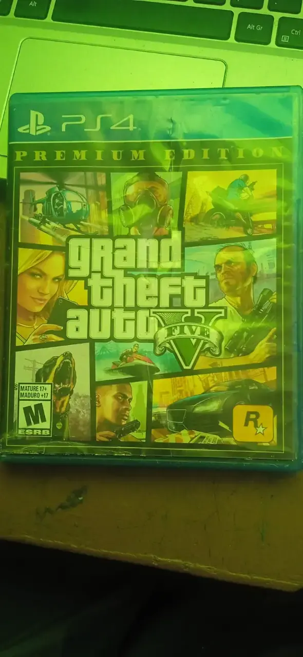 Juego PS4 Grand Theft Auto V Premium Edition - 2