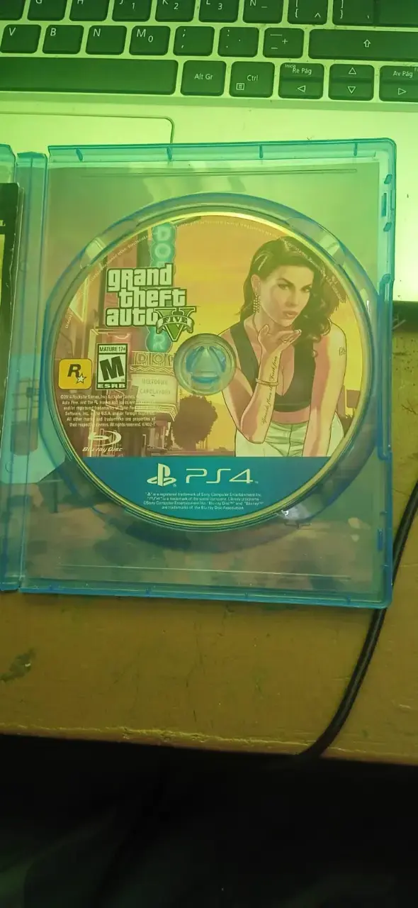 Juego PS4 Grand Theft Auto V Premium Edition - 3