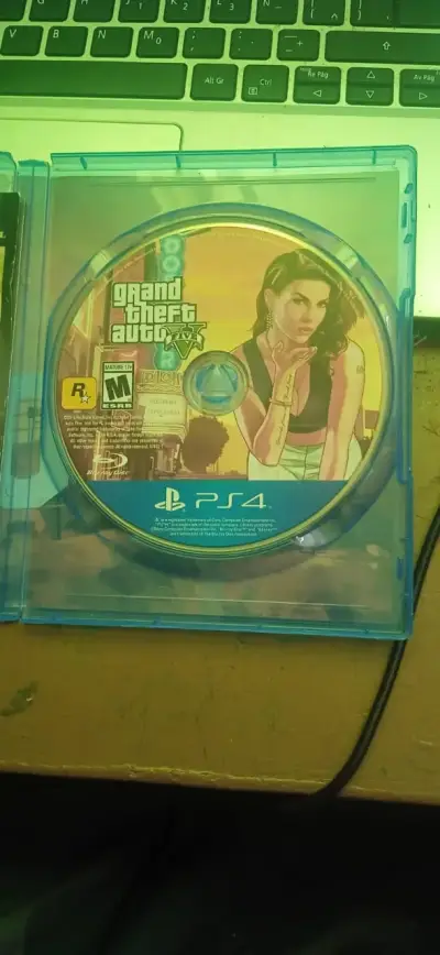 Juego PS4 Grand Theft Auto V Premium Edition - miniatura 3