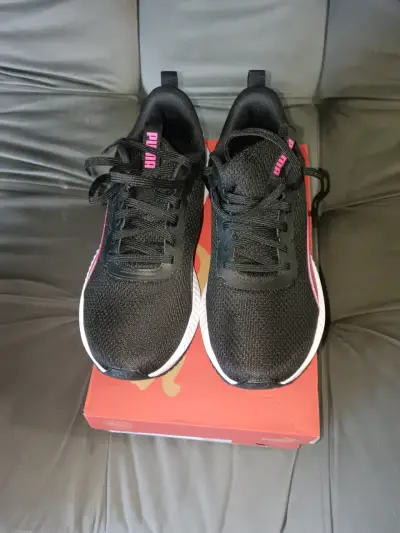 Zapatillas deportivas Puma Flyer Lite 3 negras y rosadas - miniatura 4