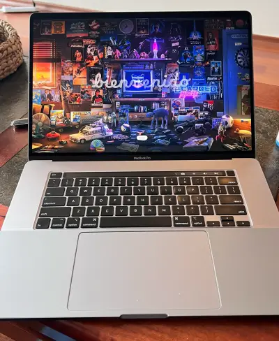 MacBook Pro 16 pulgadas en buen estado - miniatura 1
