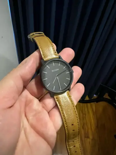 Reloj Nixon Porter con Correa de Cuero - miniatura 1