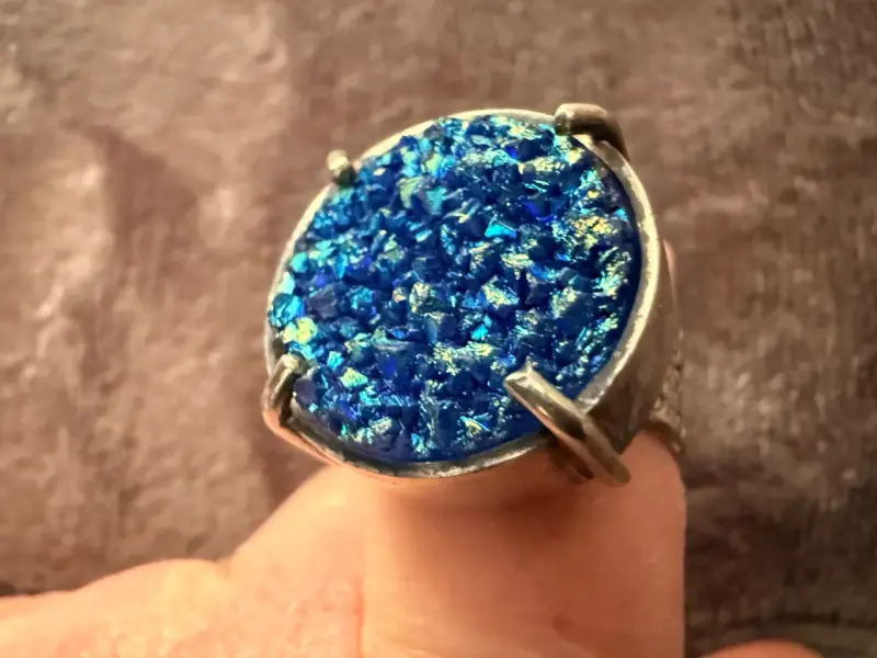 Anillo de plata con piedra azul brillante - 1