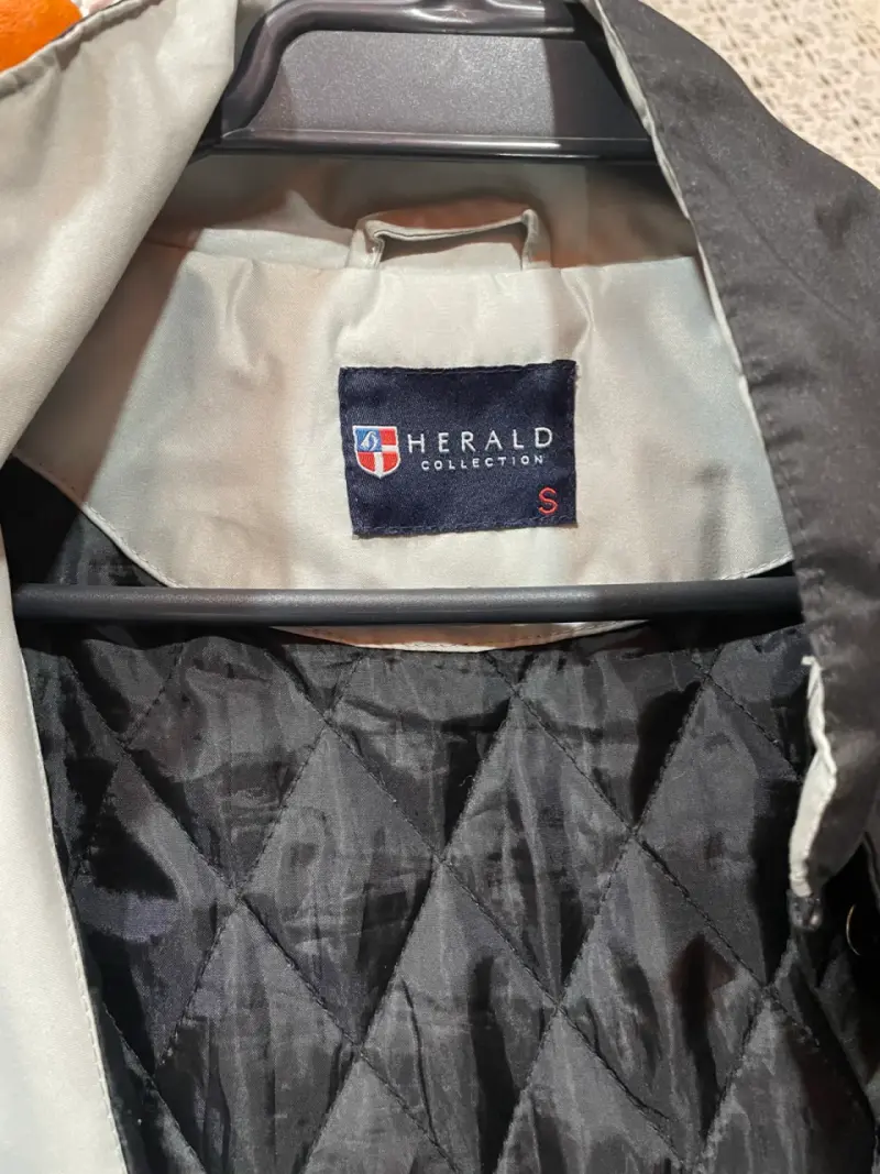 Chaqueta Negra Herald Collection Talla S - 3
