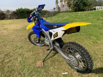 Moto Enduro CRX250 - miniatura 3