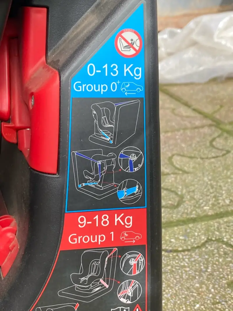 Silla de Auto para Bebé Chicco Grupo 0+/1 - 2