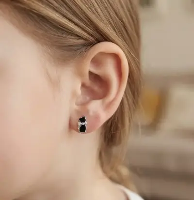 Aros de plata con diseño de gato negro - miniatura 1