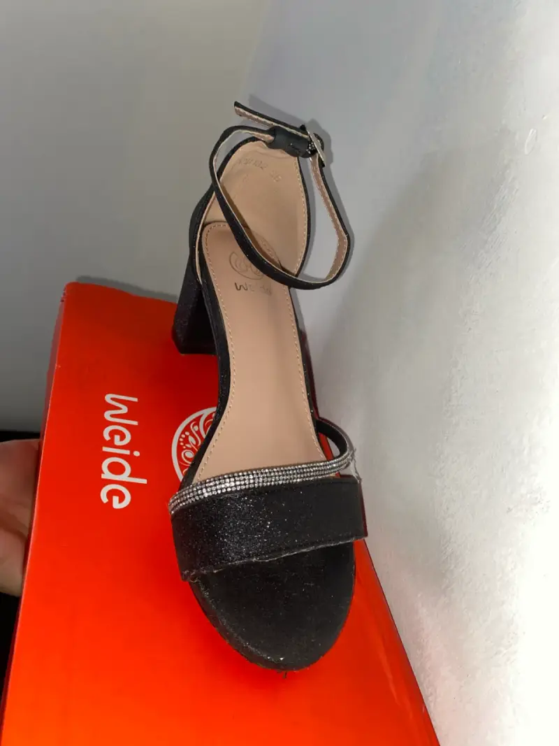 Zapatos de tacón negro Weide con hebillas - 2
