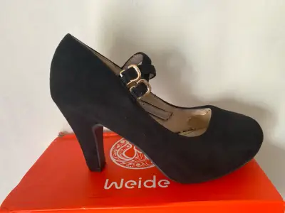 Zapatos de tacón negro - miniatura 1