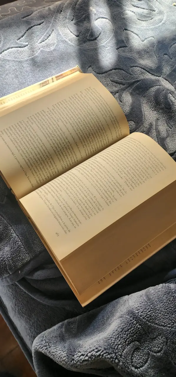 Libro 'La Caída de los Gigantes' de Ken Follett - 4