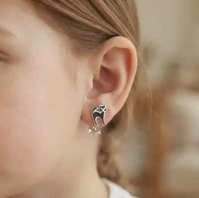 Aros de plata con diseño de gato negro - miniatura 1