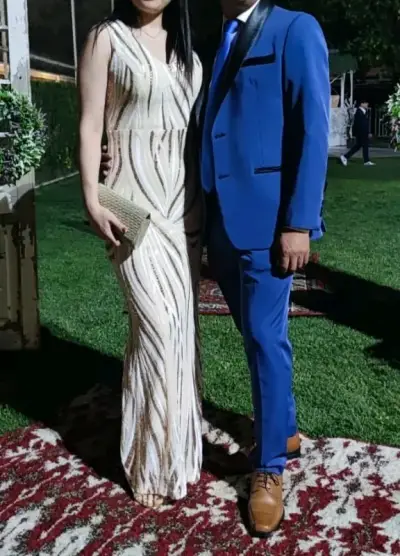 Traje azul para hombre con corbata - miniatura 5