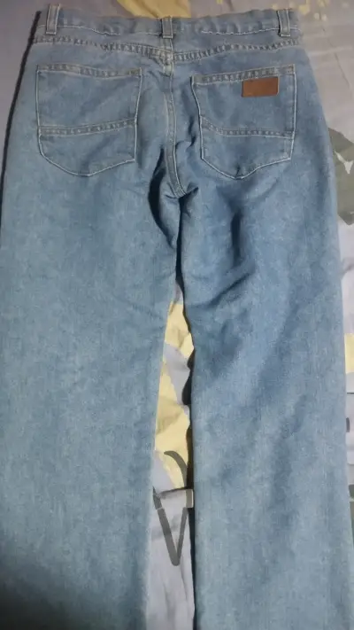 Jeans de mezclilla azul para niño, y shorts - miniatura 1
