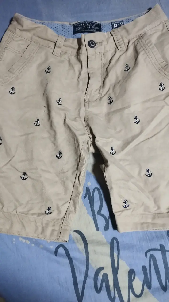 Jeans de mezclilla azul para niño, y shorts - 4