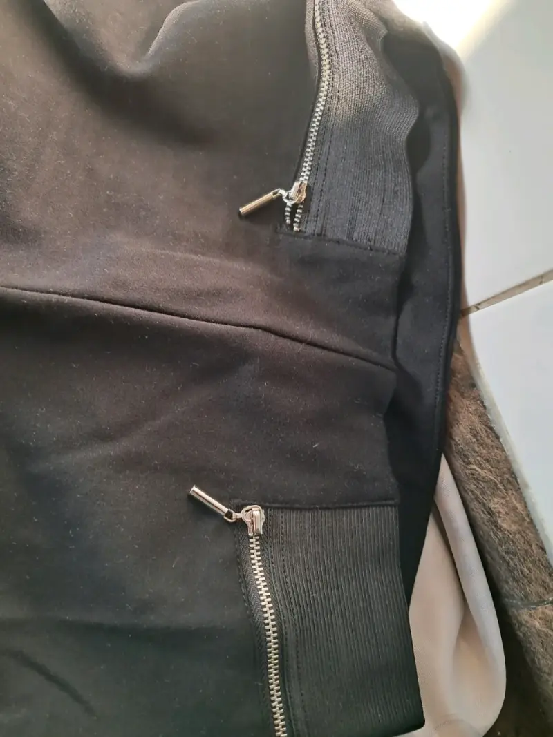 Pantalones negros Zara Basic con cremalleras - 2