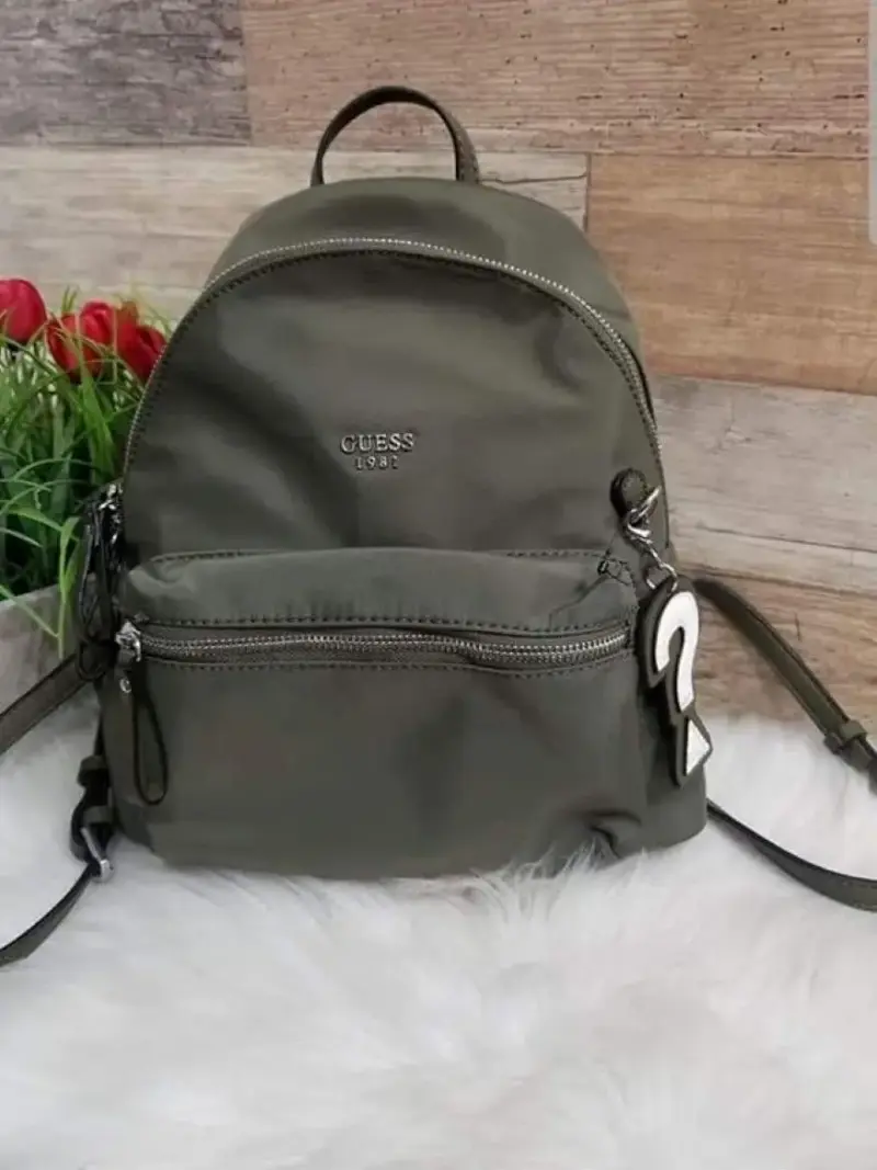 Mochila Guess verde oliva - 1