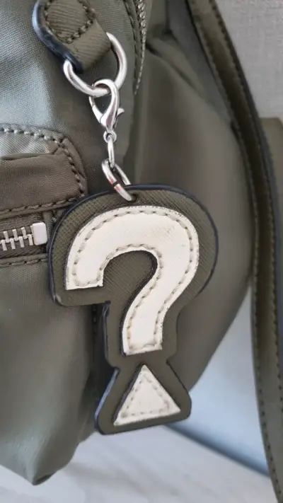 Mochila Guess verde oliva - miniatura 2